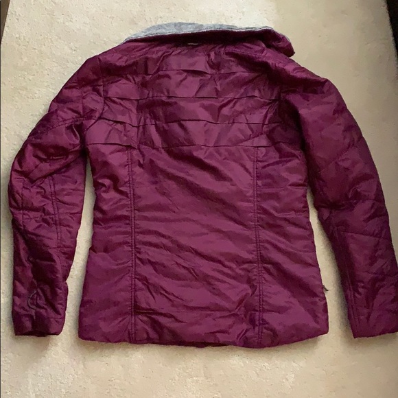 Nice used condition Columbia puffer jacket - Picture 2 of 3